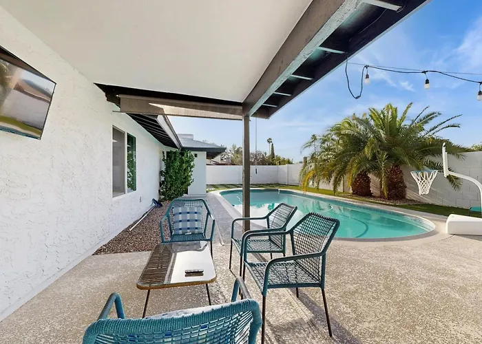 The Tangerine Retreat Holiday home *